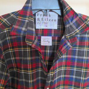 Frank and Eileen Frank button up in size Medium